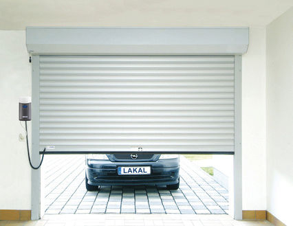 Porte de garage enroulable automatique