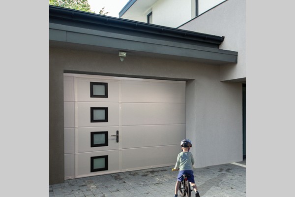 Prix grande porte de garage sectionnelle