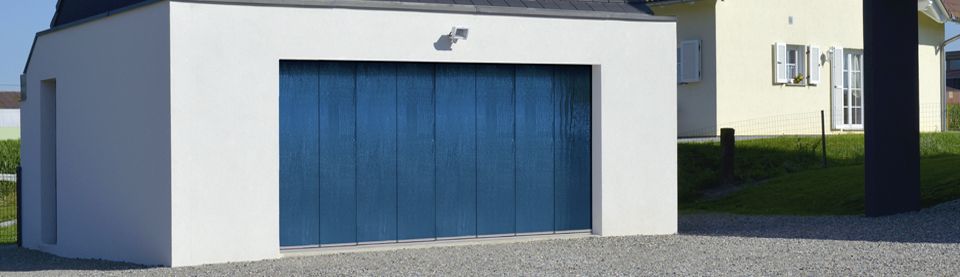 Porte de garage coulissante sur rail