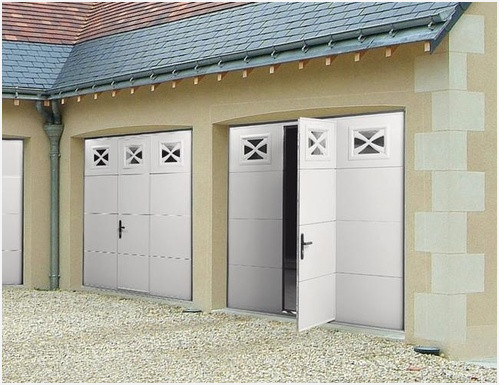 Porte de garage a enroulement avec portillon
