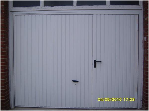 Porte de garage basculante weber