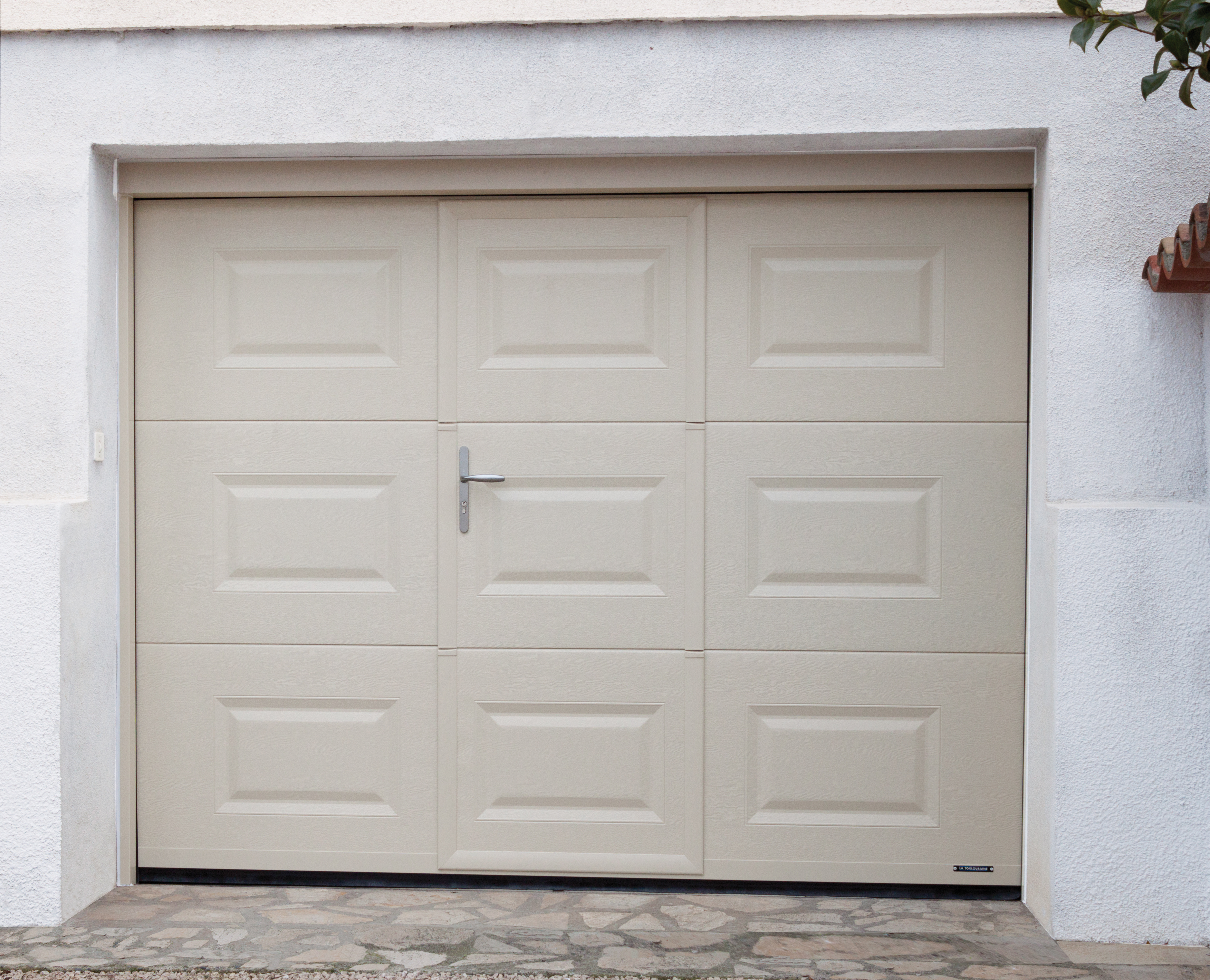 Porte de garage basculante avec portillon intégré castorama