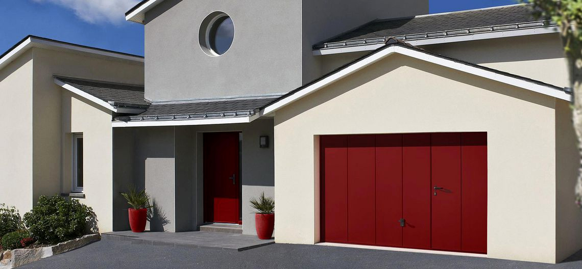 Porte de garage enroulable se bloque