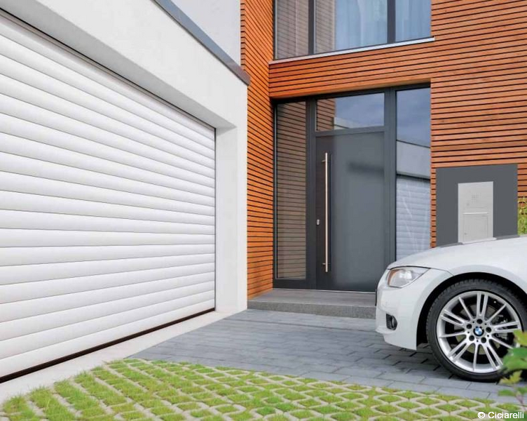 Porte de garage enroulable en alu