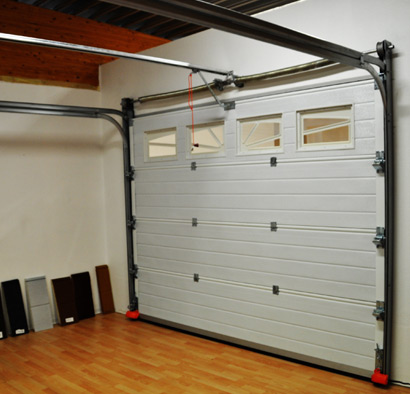 Porte de garage sur mesure sectionnelle