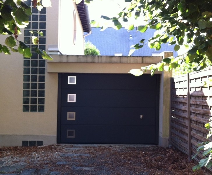 Porte de garage basculante gris anthracite prix