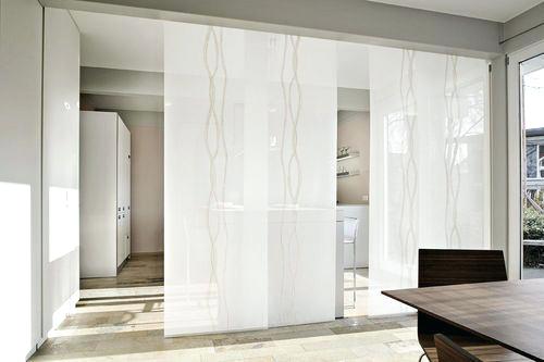Cloison-mobile-de-separation-de-piece