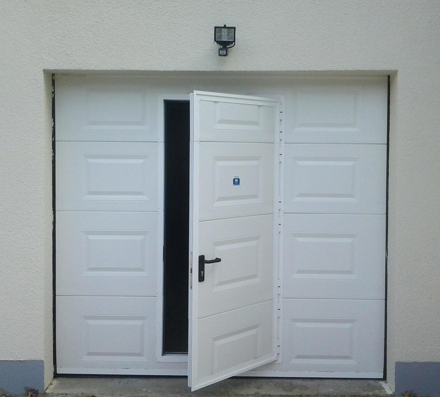 Porte de garage standard pas cher
