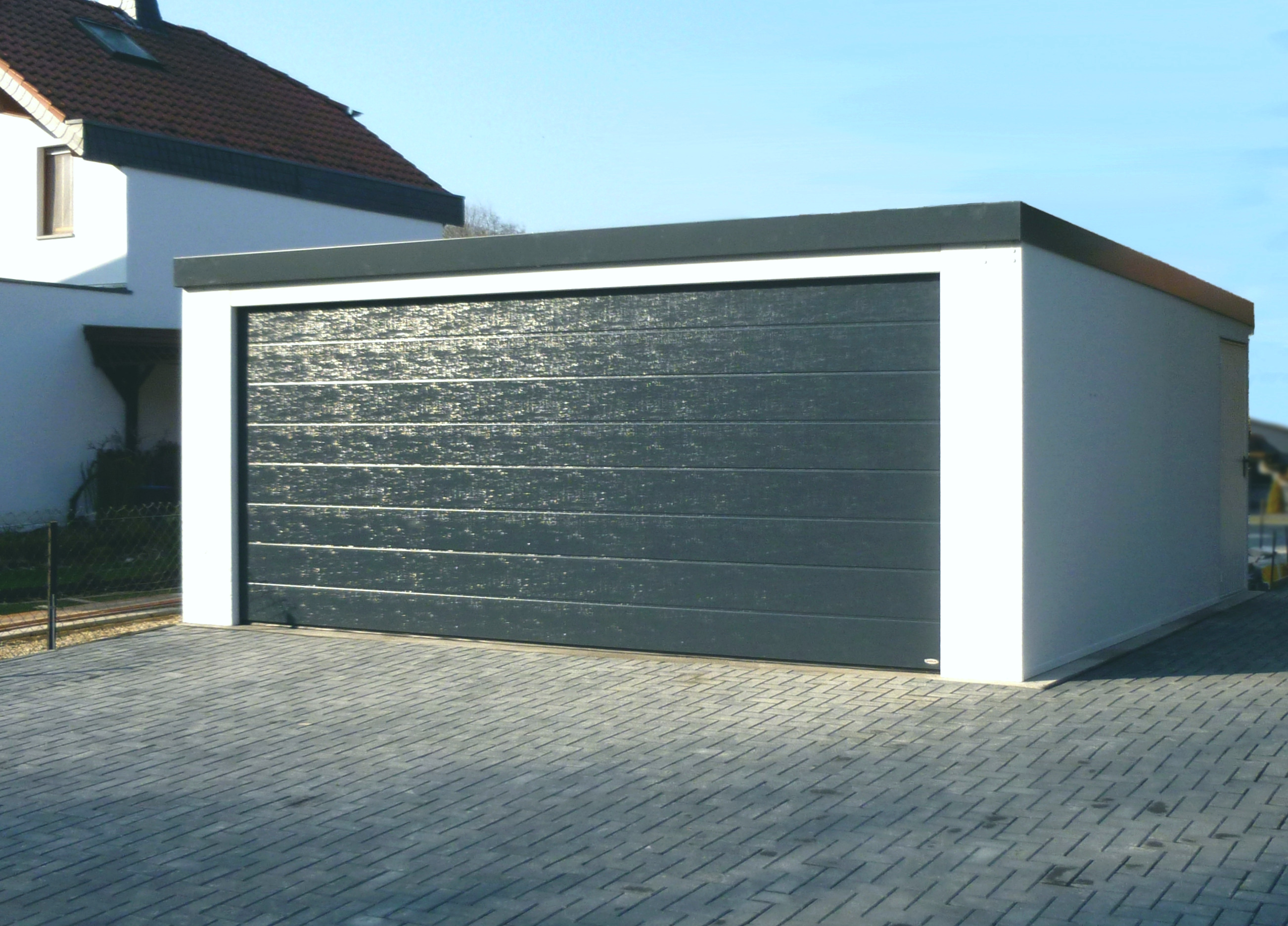 Porte de garage enroulable qui grince