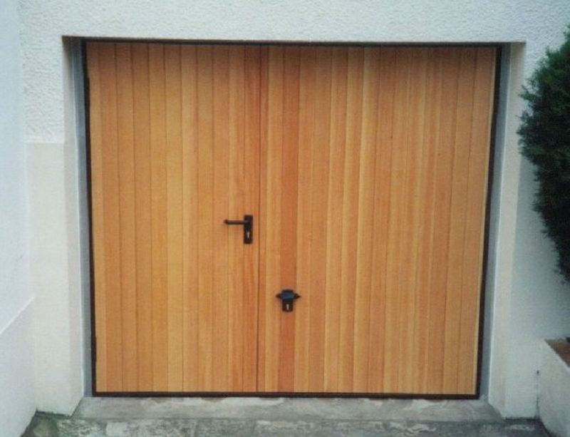 Porte de garage coulissante horizontalement