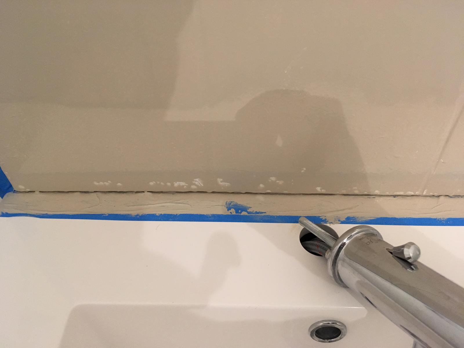 Peinture carrelage n'accroche pas