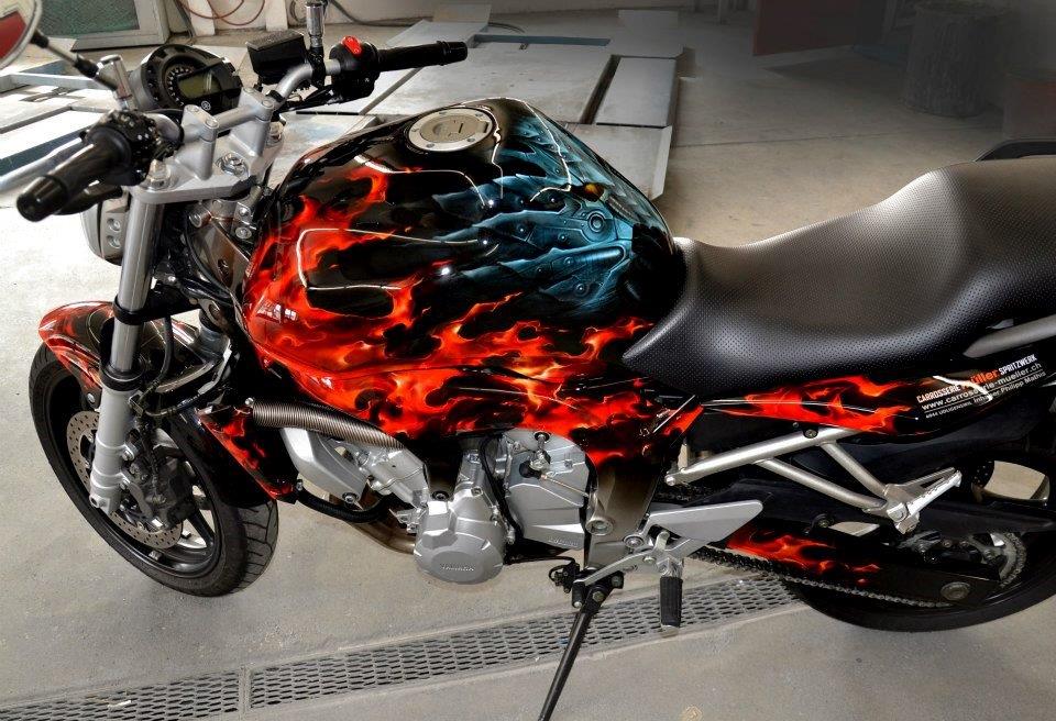 Devis en ligne peinture moto