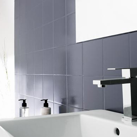 Retirer peinture carrelage salle de bain