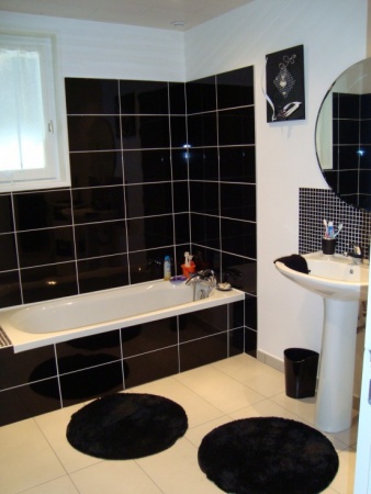 Peinture carrelage salle de bain efficace