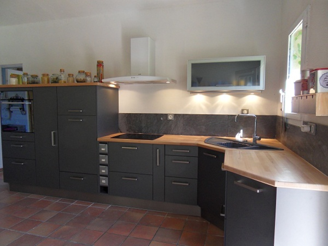 Peinture pour plan de travail cuisine en bois
