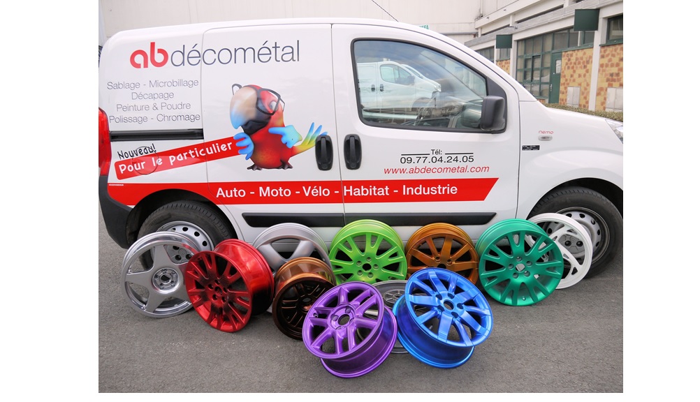 Peinture decoration voiture
