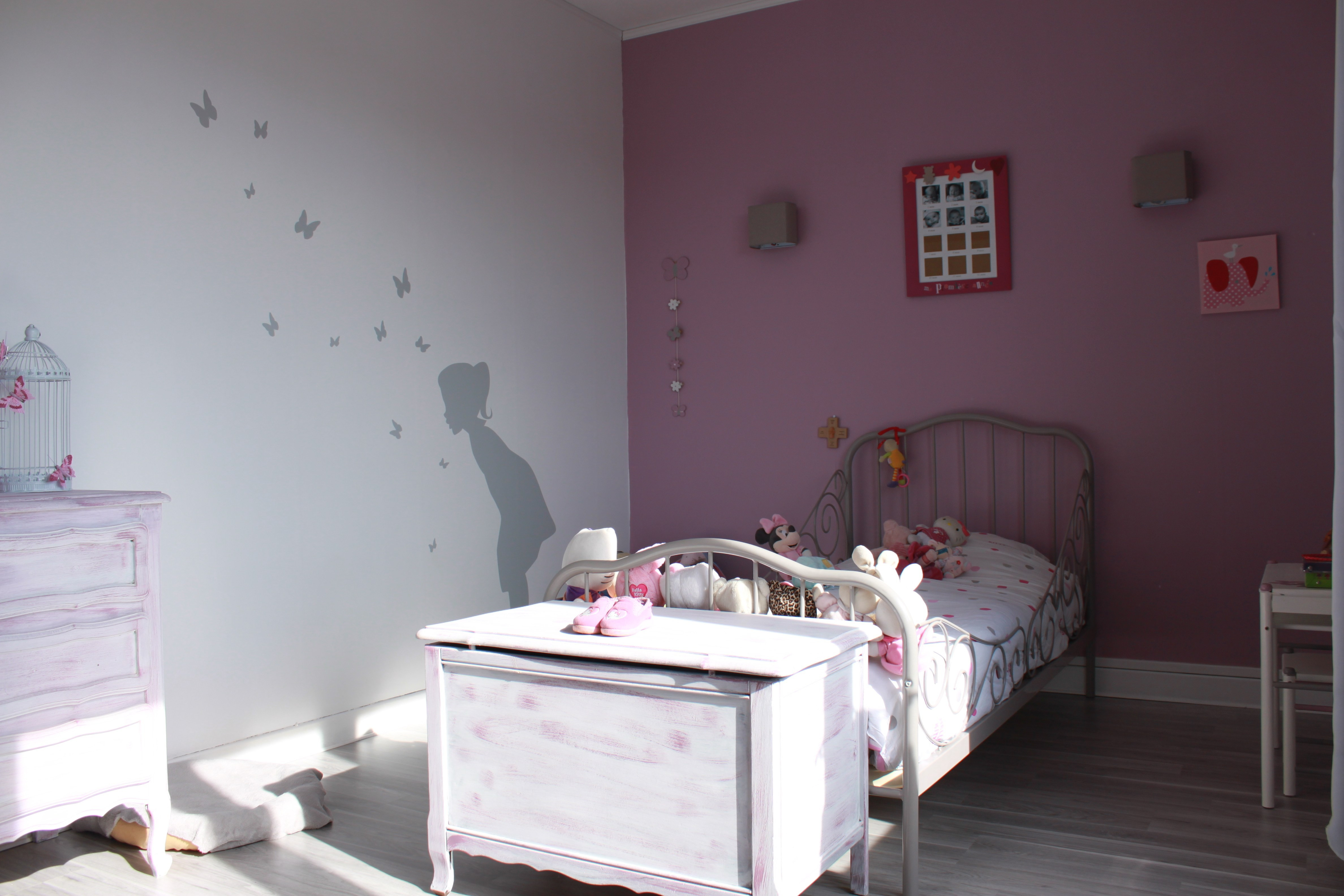 Peinture decoration chambre fille