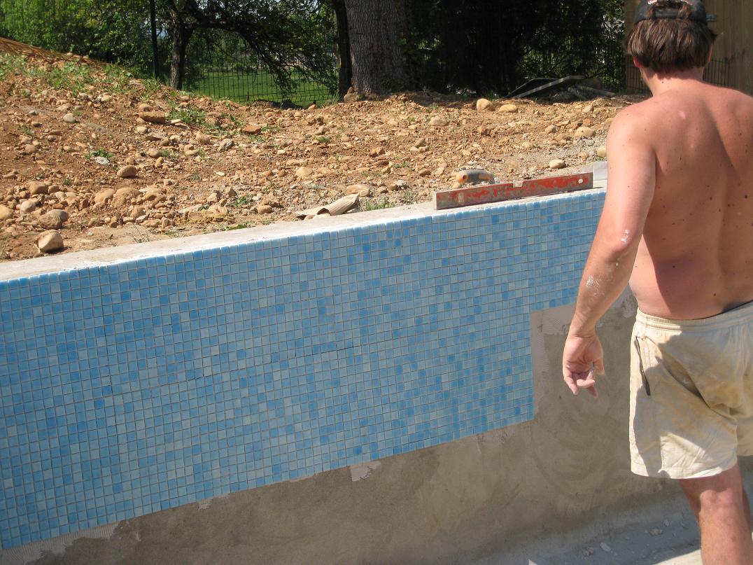 Peinture ou carrelage piscine