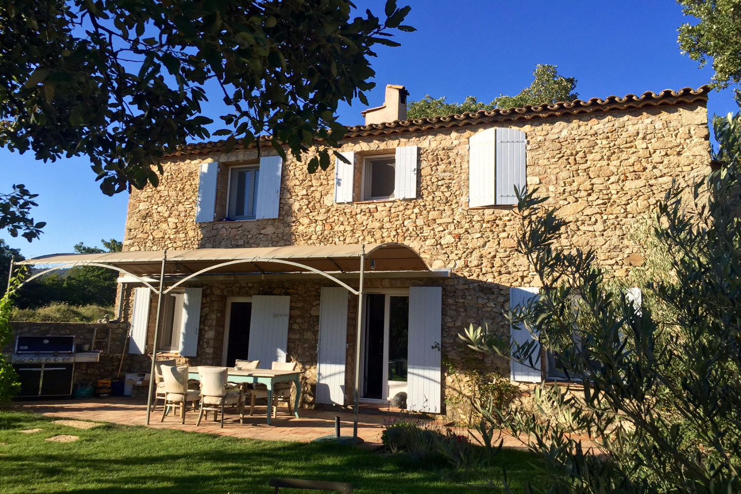 Maison a vendre au plan de la tour