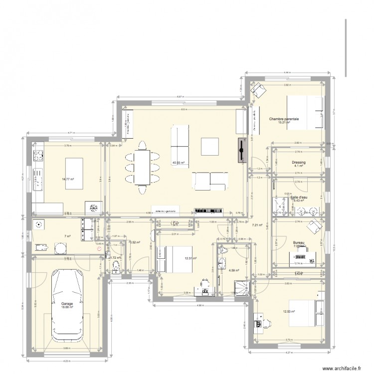 Plan de maison compacte
