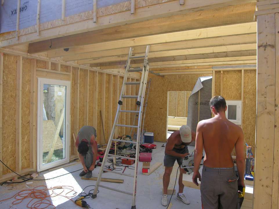 Plan de construction d'une maison en bois