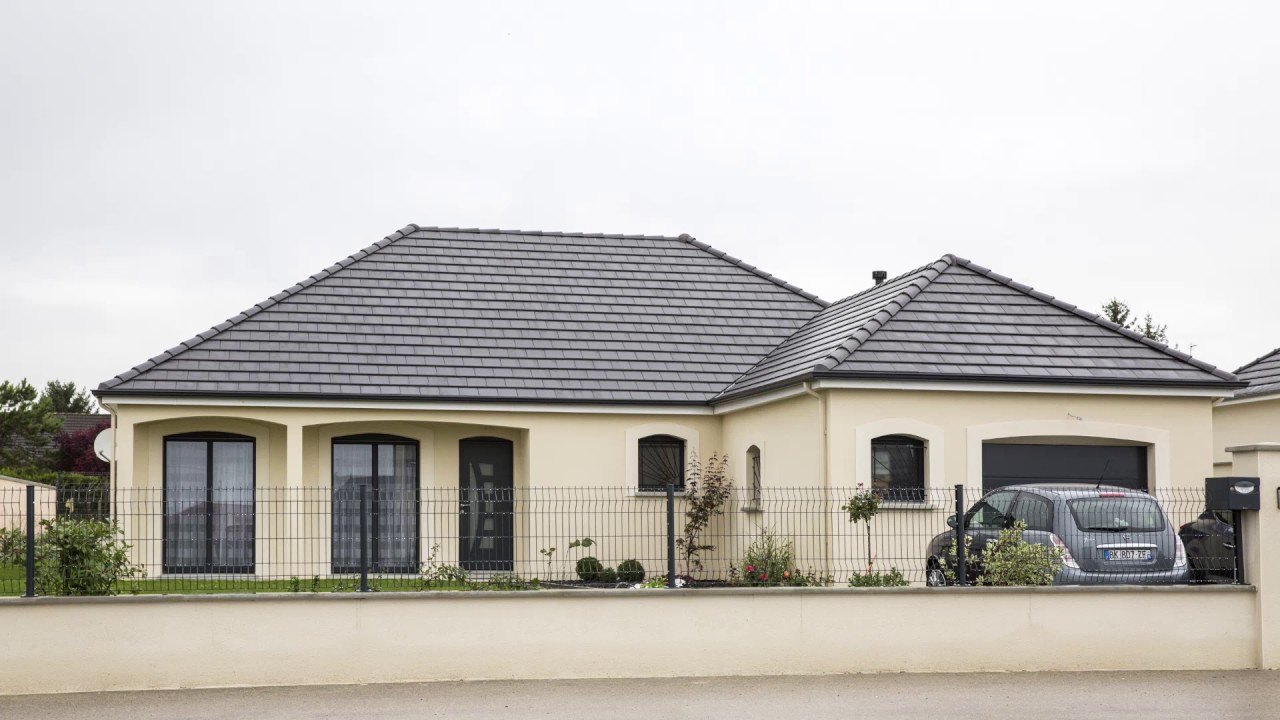 Plan de maison toit 4 pentes