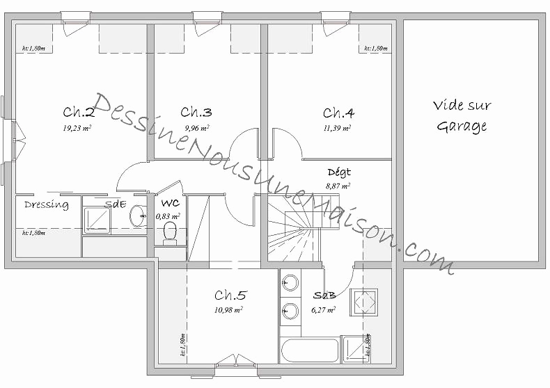 Plan maison 4 chambres avec tour
