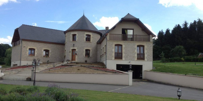 Plan de maison avec tourelle