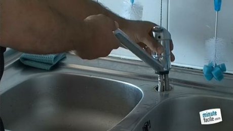 Poser robinet sur evier inox
