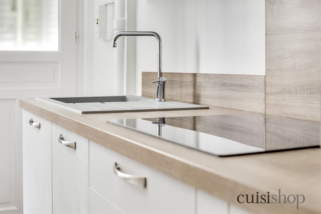 Evier cuisine gris clair