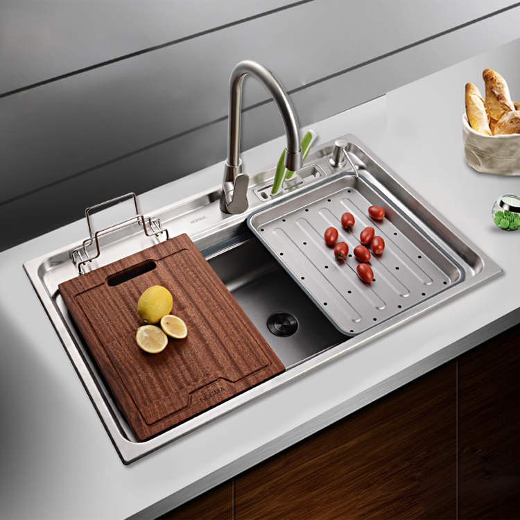 Découper evier inox