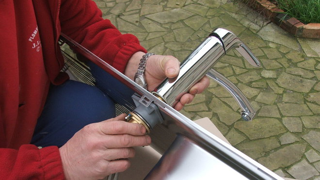 Monter un evier inox