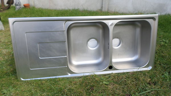 Evier inox microstructuré