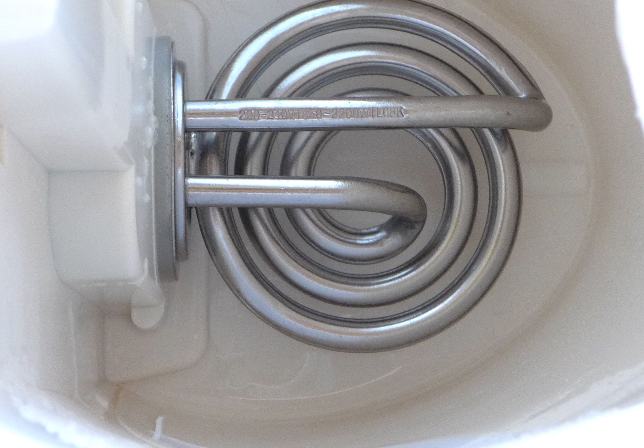 Comment nettoyer un evier en inox plein de calcaire