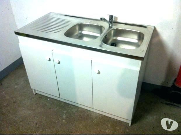 Evier en inox avec meuble