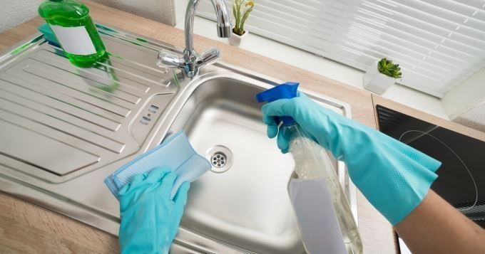 Comment faire briller son evier inox