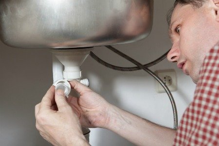 Comment demonter un evier de cuisine