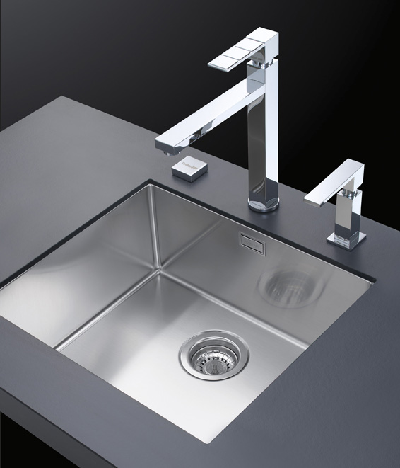 Foster evier inox