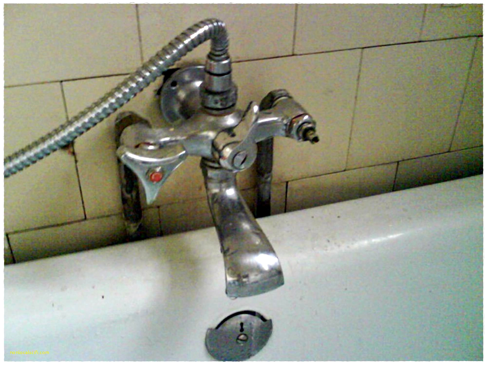 Changer un robinet evier